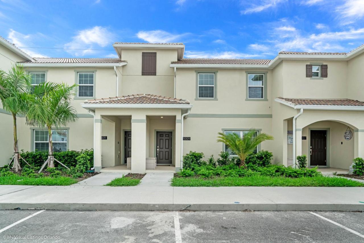 Modern Townhome Wprivate Pool Free Water Park キシミー エクステリア 写真