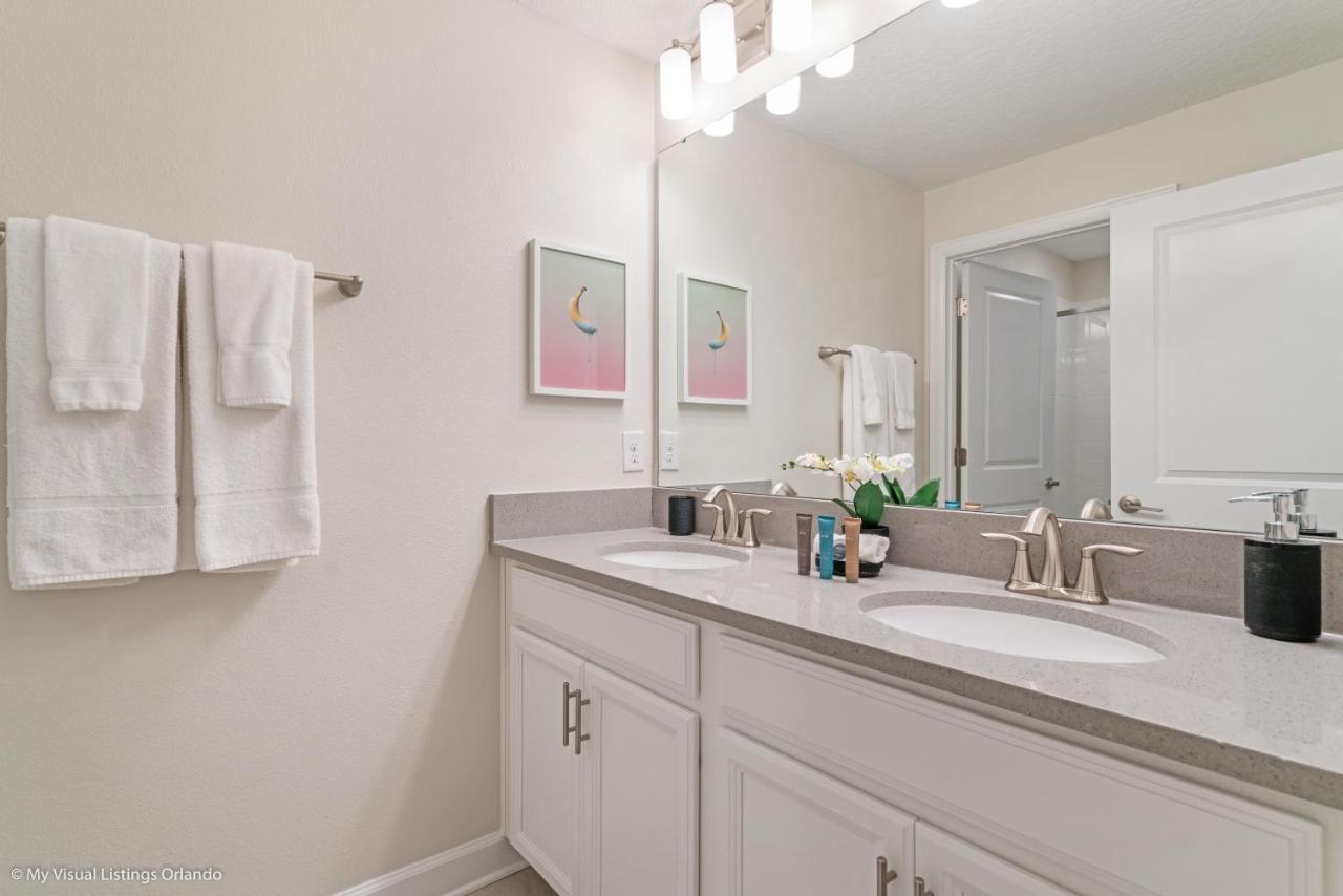 Modern Townhome Wprivate Pool Free Water Park キシミー エクステリア 写真