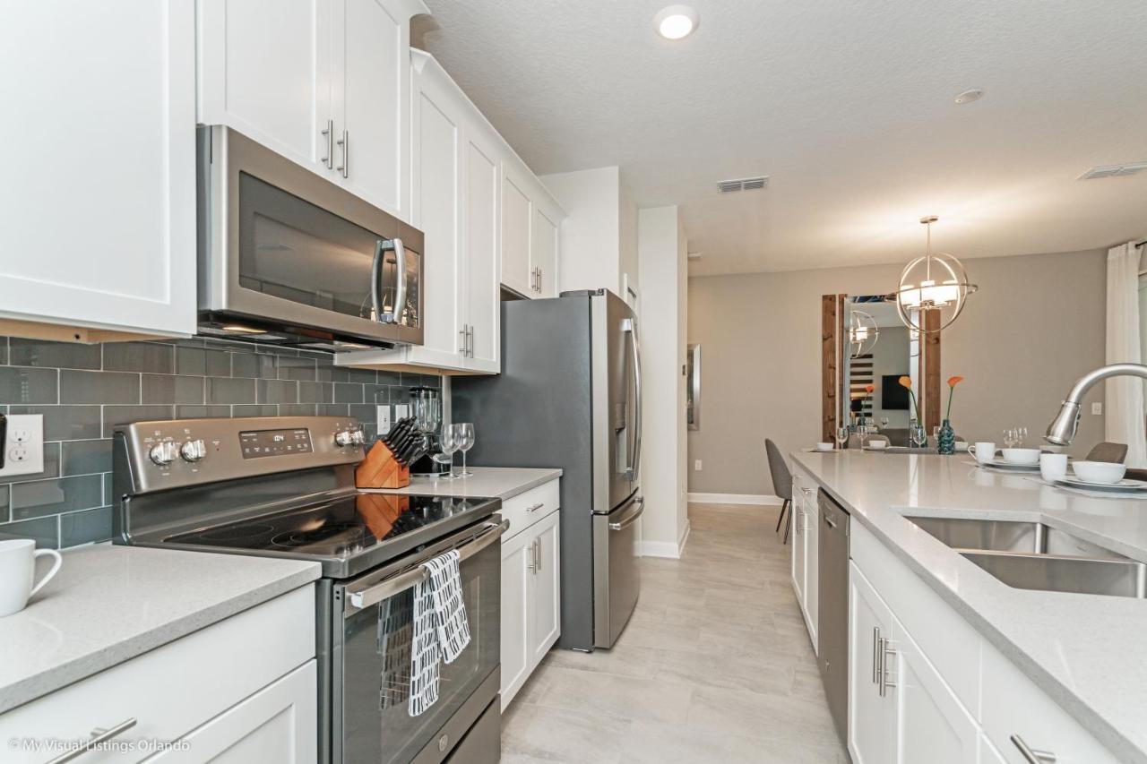 Modern Townhome Wprivate Pool Free Water Park キシミー エクステリア 写真